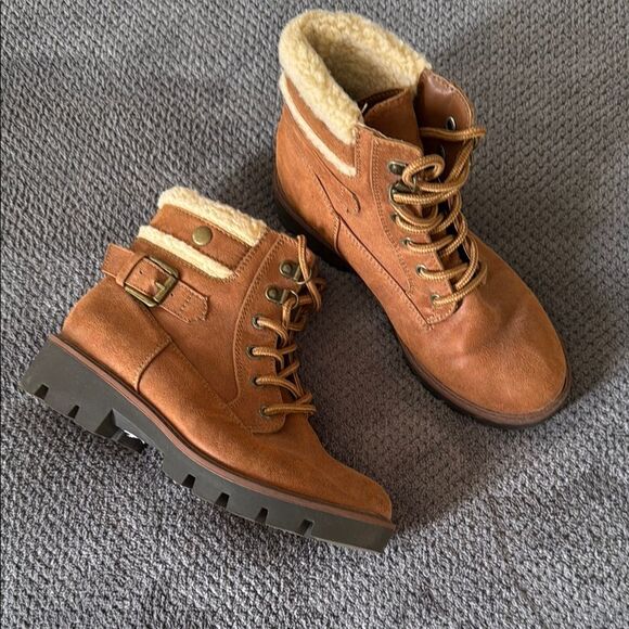 Cliffs Brown Faux Fur Linedโ Lace-Up Ankle Boots Size 6 Buckle Lug Sole Cozy - Picture 2 of 11